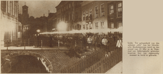 874354 Afbeelding van de fakkeloptocht ter gelegenheid van de diesviering van het Utrechtsch Studentencorps (U.S.C.) op ...